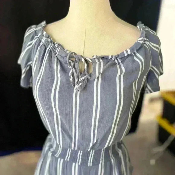 Guess - Off the Shoulder Romper - Picture 5 of 8